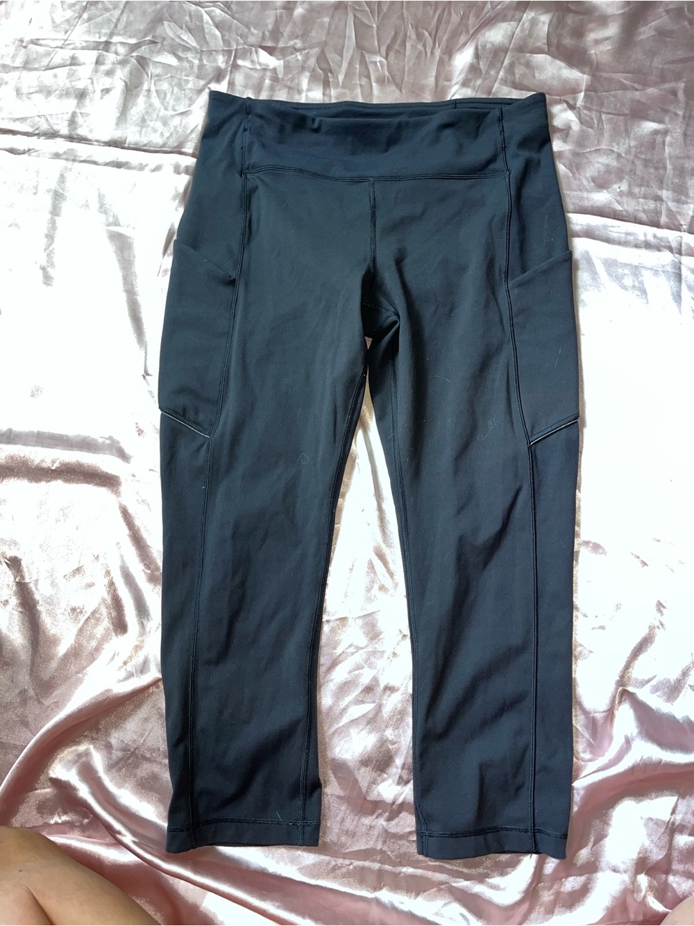 Lululemon Speed Up Crop 21"